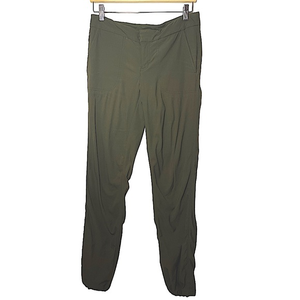 Athleta Dipper Jogger Pant‎ in Olive Green